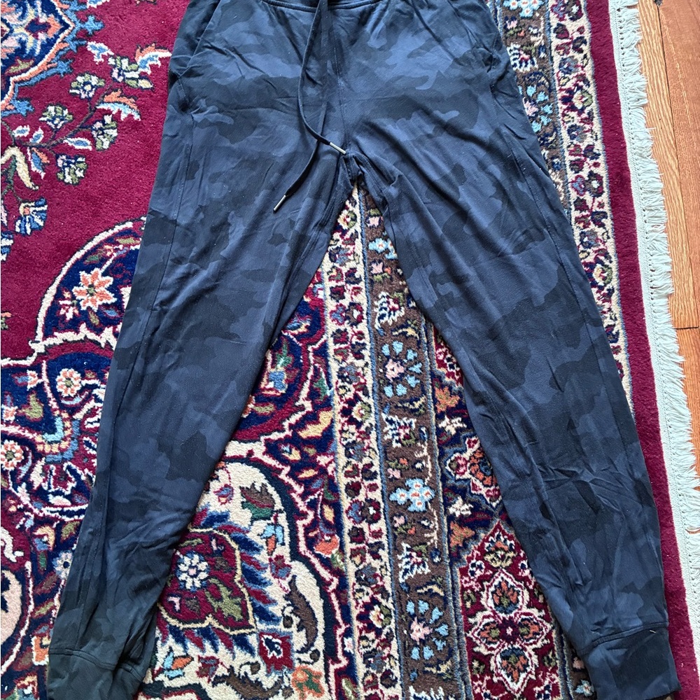 Lululemon Athletica Gray Camouflage Pants